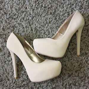 Nude Heel